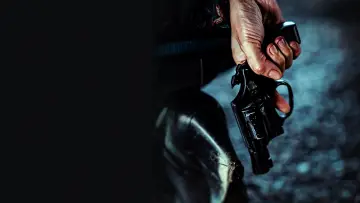 Zasłona do filmu "Revolver" #851769
