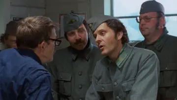 Zasłona do filmu "Znowu w wojsku" #805225