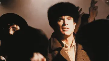 Zasłona do filmu "Czerwoni" #254200