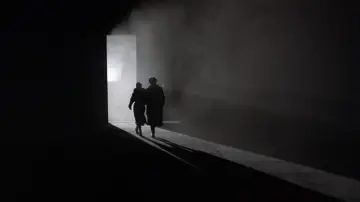 Zasłona do filmu "Czerwoni" #993712
