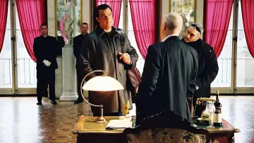 Zasłona do filmu "Cudzoziemiec" #433695
