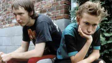 Zasłona do filmu "Skrawki" #275915