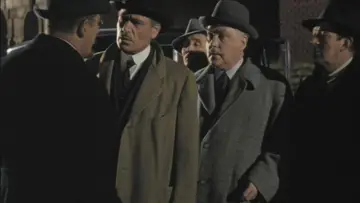 Zasłona do filmu "Sherlock Holmes and the Secret Weapon" #392173