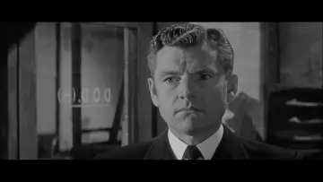 Zasłona do filmu "Zatopić pancernik Bismarck!" #422720