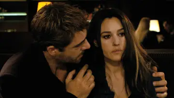 Zasłona do filmu "Nie oglądaj się" #429032