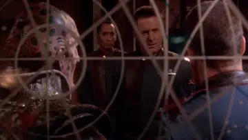 Zasłona do filmu "Babylon 5: Narodziny" #1034724