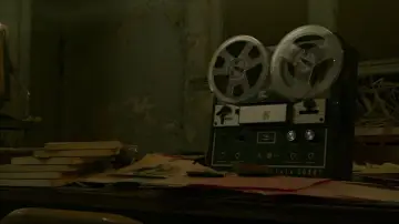 Zasłona do filmu "Dziewiąta Sesja" #845503