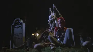 Zasłona do filmu "Powrót żywych trupów" #237214