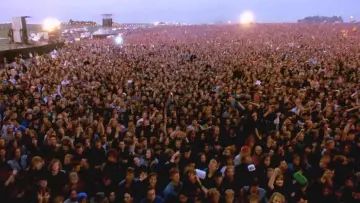 Zasłona do filmu "AC/DC: Live At Donington" #411838