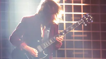 Zasłona do filmu "AC/DC: Live At Donington" #411840