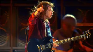 Zasłona do filmu "AC/DC: Live At Donington" #411843