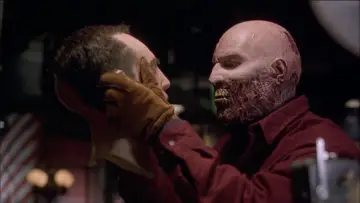 Zasłona do filmu "Człowiek Ciemności III: Walka ze Śmiercią" #382317