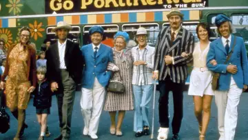 Zasłona do filmu "Holiday on the Buses" #1118526