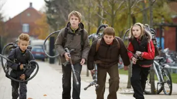 Zasłona do filmu "Monsterjægerne" #1147921