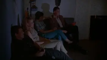 Zasłona do filmu "Żywe tarcze" #1087585