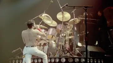 Zasłona do filmu "We Will Rock You" #198066
