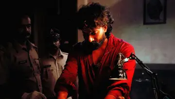 Zasłona do filmu "కృష్ణమ్మ" #1095398