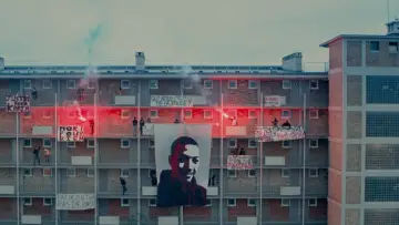 Zasłona do filmu "Avant que les flammes ne s
