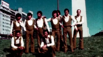 Zasłona do filmu "La danza de los Mirlos" #1015446