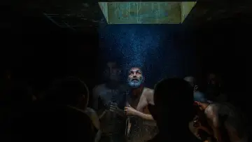 Zasłona do filmu "جنگ جهانی سوم" #1082392
