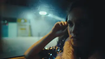 Zasłona do filmu "Text me when you get home XX" #1572335