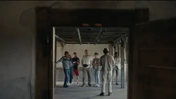 Zasłona do filmu "Prawdziwy ból" #592755