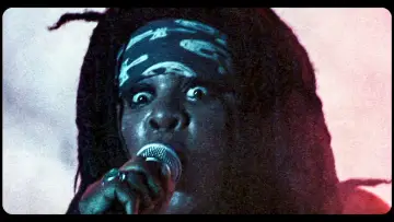 Zasłona do filmu "Goodbye Horses: The Many Lives of Q Lazzarus" #1582052