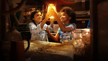 Zasłona do filmu "Ivy + Bean: The Ghost That Had to Go" #404874