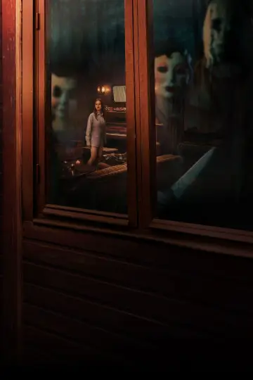 Plakat do filmu "Strangers" #479109