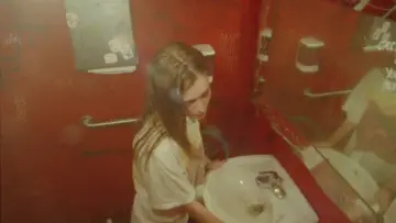 Zasłona do filmu "Piękny Wschód" #756416