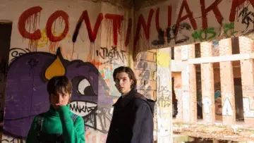 Zasłona do filmu "Klub miłośników kryminałów" #1007130