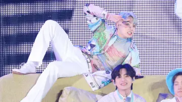 Zasłona do filmu "BTS: PERMISSION TO DANCE 온 스테이지 – LA" #452242