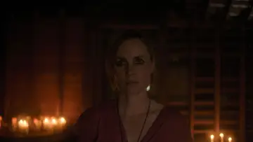 Zasłona do filmu "Devil