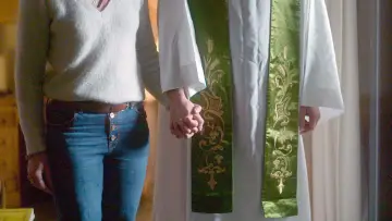 Zasłona do filmu "Niewygodna prawda o celibacie" #1616372