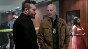 Zasłona do filmu "Detektyw Knight: Łotr" #327627
