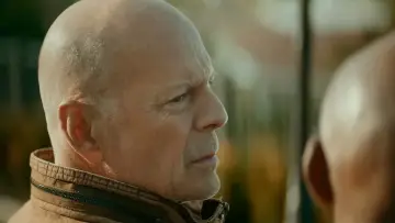 Zasłona do filmu "Detektyw Knight: Łotr" #327636