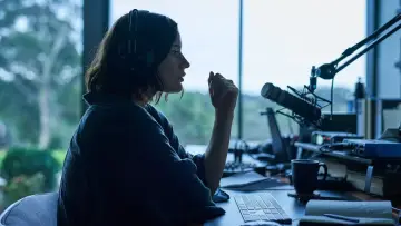 Zasłona do filmu "Monolit" #191462