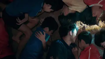 Zasłona do filmu "13 หมูป่า: เรื่องเล่าจากในถ้ำ" #317966