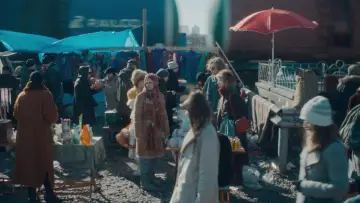 Zasłona do filmu "Kochasz mnie?" #472910