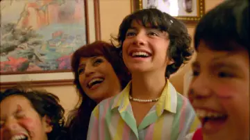 Zasłona do filmu "Seis meses en el edificio rosa con azul" #819696