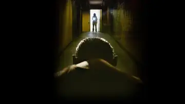 Zasłona do filmu "Nocny strażnik" #866074