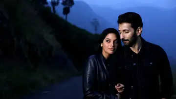 Zasłona do filmu "வெப்பன்" #1121478