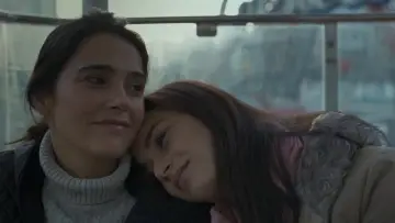 Zasłona do filmu "Ölü Mevsim" #885454