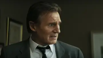 Zasłona do filmu "Naga broń" #519863