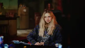 Zasłona do filmu "Poza kontrolą" #631735