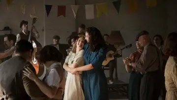 Zasłona do filmu "Piękne lato" #440270