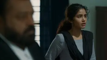 Zasłona do filmu "ജെ‌എസ്‌കെ" #860195