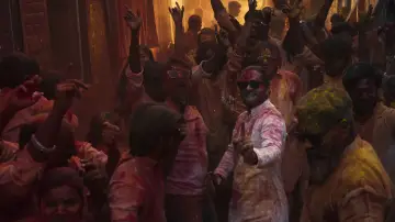 Zasłona do filmu "தக் லைஃப்" #714682