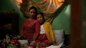 Zasłona do filmu "ဆည်းဆာတိမ်" #1189196