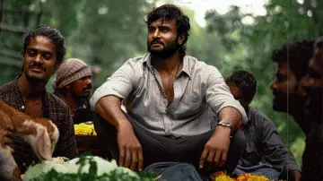 Zasłona do filmu "హరోం హర" #503642